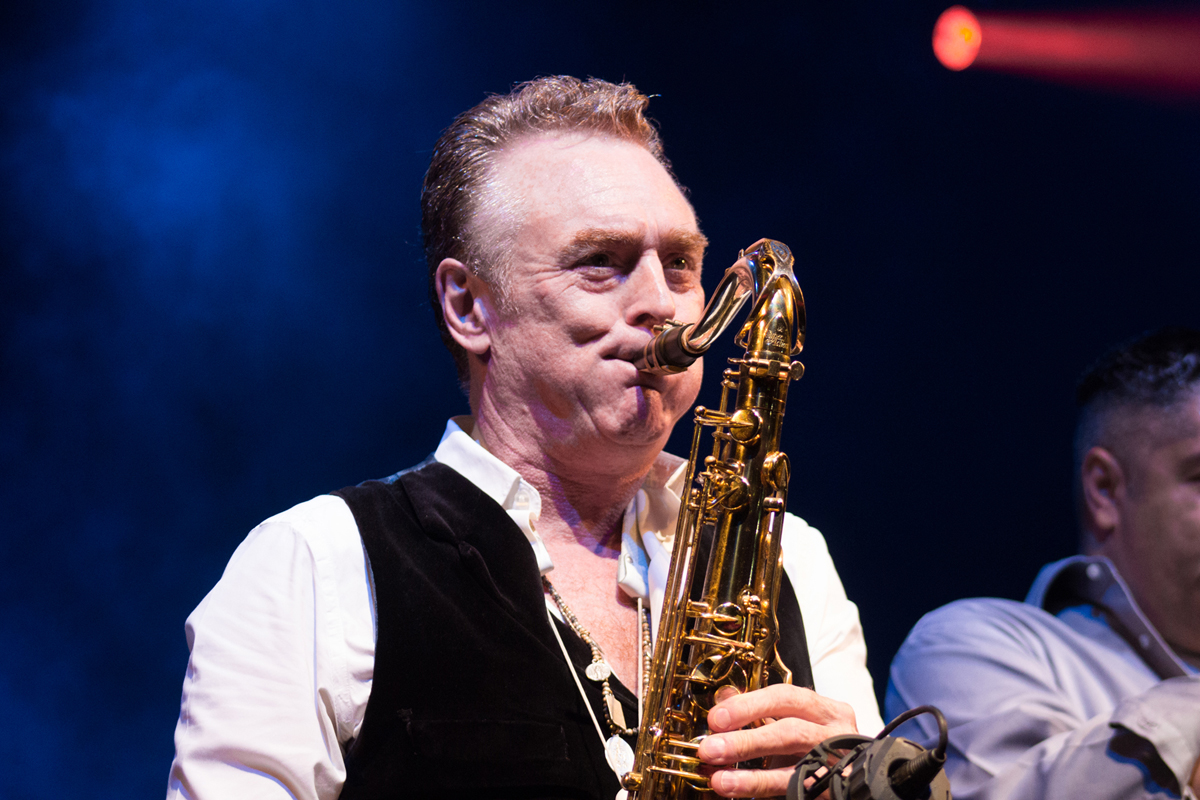 UB40