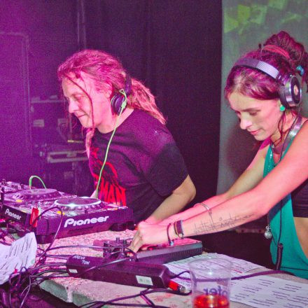 Murda Noiz - WEASELBUSTERS @ Arena