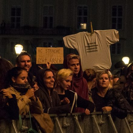 Voices for Refugees @ Heldenplatz // PART I