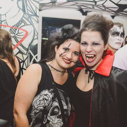 Korruptions Halloween Party