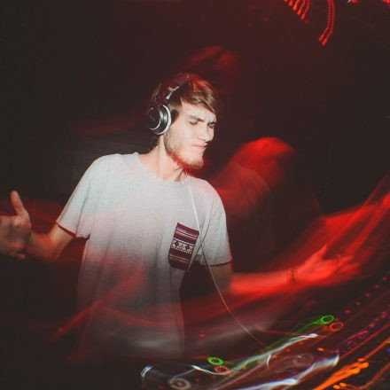 Beat it - Monday Special with Concord Dawn @ Flex