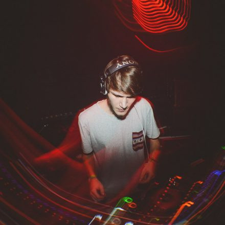 Beat it - Monday Special with Concord Dawn @ Flex