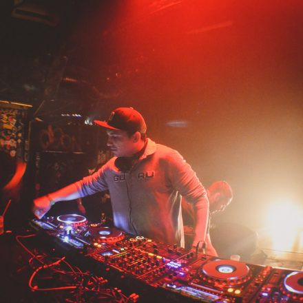 Beat it - Monday Special with Concord Dawn @ Flex