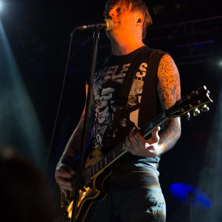 Donots @ Arena
