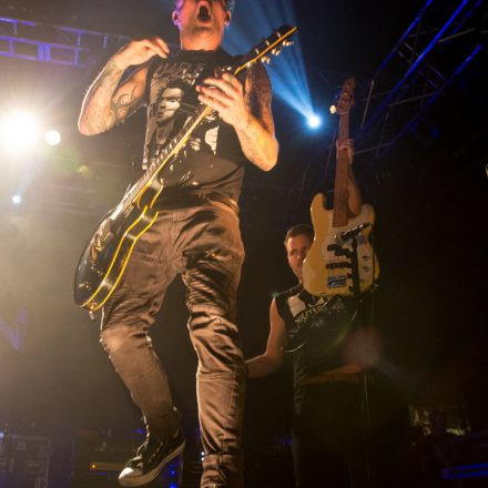 Donots @ Arena