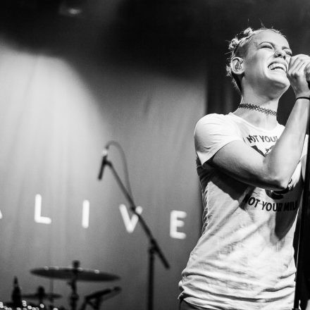 Tonight Alive @ Arena Wien