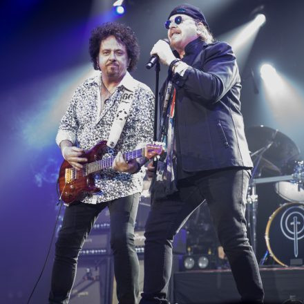 Toto @ Gasometer Wien