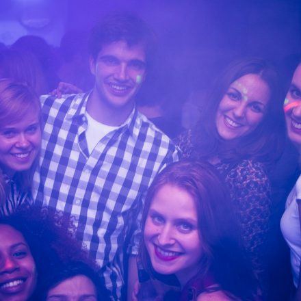ESN Neon Welcome Party @ The Loft Wien