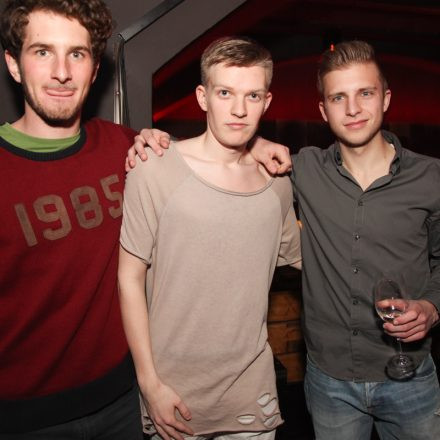 Saunieren statt Studieren in der Unterwelt @ Hades Wien