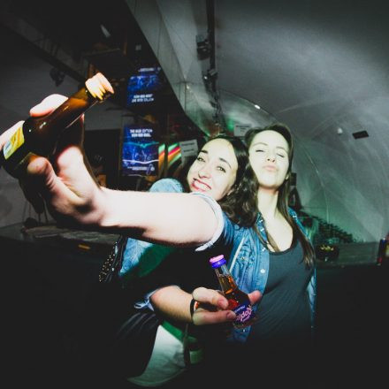Houseparty Vol. 8 PART 1 @ Birdhouse Wien