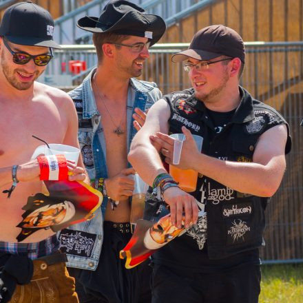 Nova Rock Day 2 [Focus: Grill & Chill]