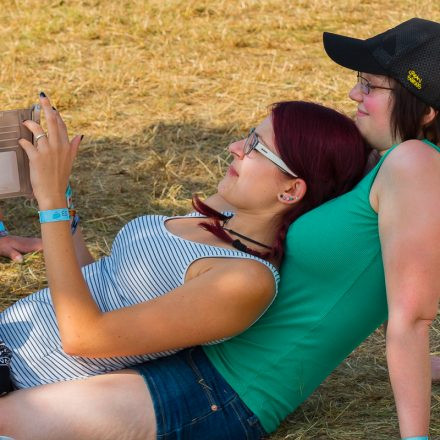 Nova Rock Day 2 [Focus: Grill & Chill]