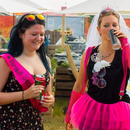 Nova Rock Day 2 [Focus: Grill & Chill]