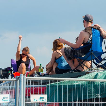 Nova Rock Day 2 [Focus: Grill & Chill]