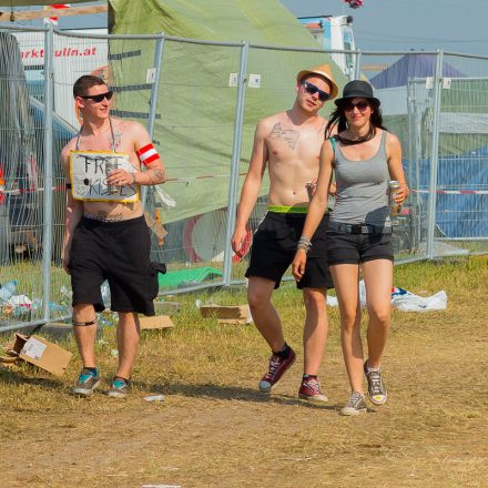 Nova Rock Day 2 [Focus: Grill & Chill]