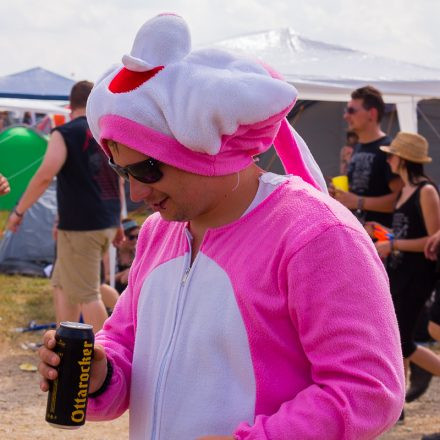 Nova Rock Day 2 [Focus: Grill & Chill]