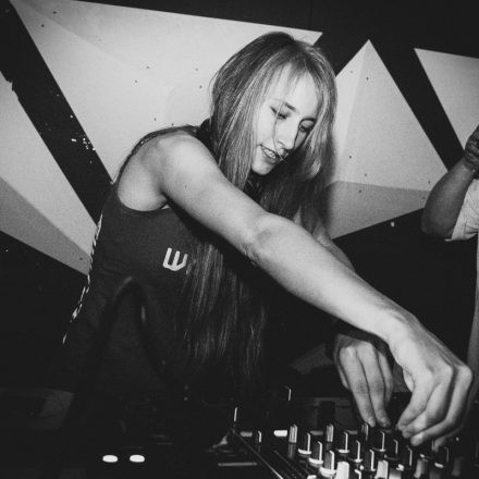 Switch! pres. Lady V-Dubz @ Auslage Wien