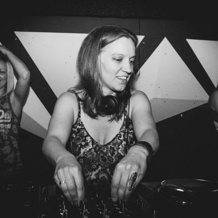 Switch! pres. Lady V-Dubz @ Auslage Wien