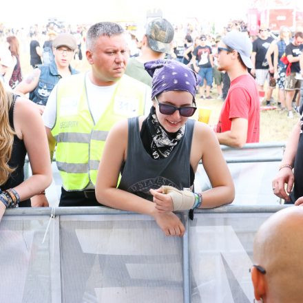 Nova Rock Day 2 [Focus: Autogrammzelt]