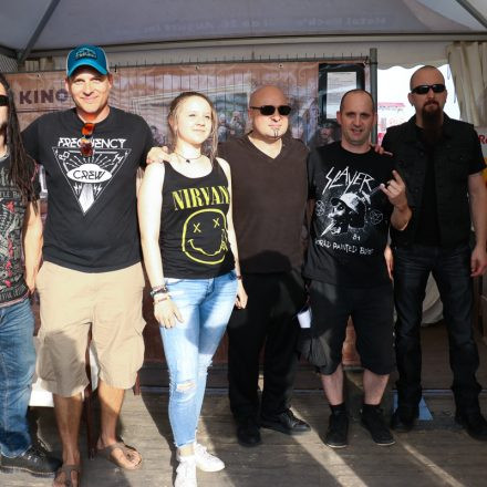 Nova Rock Day 2 [Focus: Autogrammzelt]