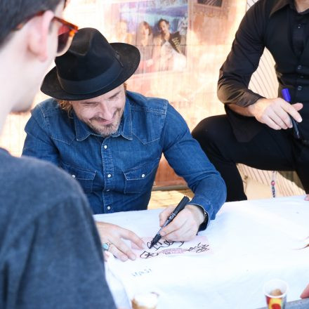 Nova Rock Day 2 [Focus: Autogrammzelt]