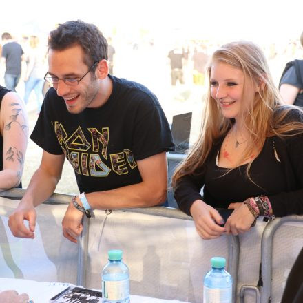 Nova Rock Day 2 [Focus: Autogrammzelt]