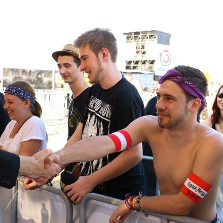 Nova Rock Day 2 [Focus: Autogrammzelt]