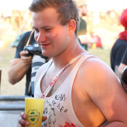 Nova Rock Day 2 [Focus: Autogrammzelt]