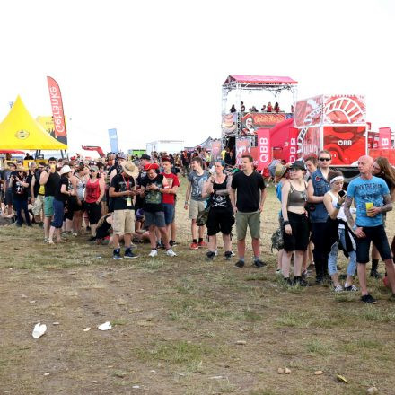 Nova Rock Day 2 [Focus: Autogrammzelt]