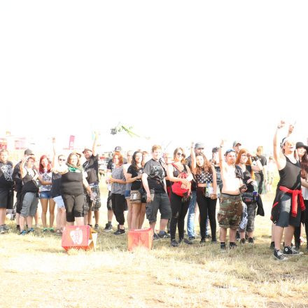 Nova Rock Day 2 [Focus: Autogrammzelt]