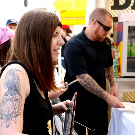 Nova Rock Day 2 [Focus: Autogrammzelt]