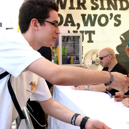 Nova Rock Day 2 [Focus: Autogrammzelt]