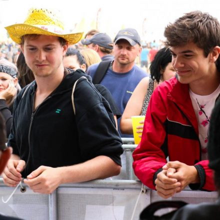 Nova Rock Day 3 [Focus: Autogrammzelt]