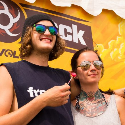 Nova Rock Day 3 [Focus: Win & Chill]