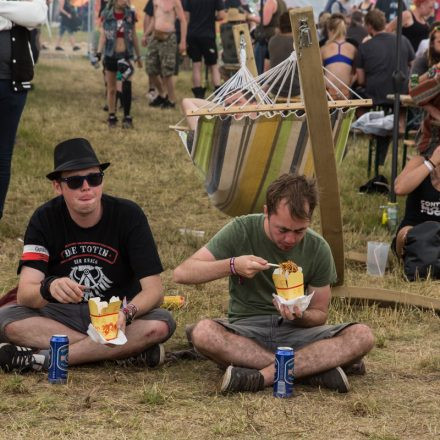 Nova Rock Day 4 [Focus: Grill & Chill]