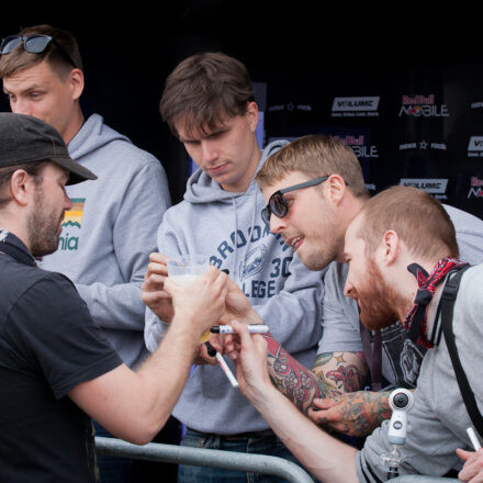 Nova Rock Autogrammzelt powered by Red Bull MOBILE @ Pannonia Fields