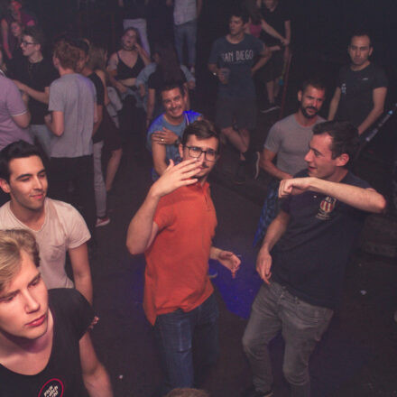 Shutdown#19 - Bad Tastic @ Flex Wien