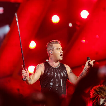 Robbie Williams - The Heavy Entertainment Show @ Happelstadion Wien