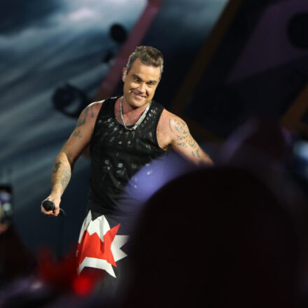 Robbie Williams - The Heavy Entertainment Show @ Happelstadion Wien