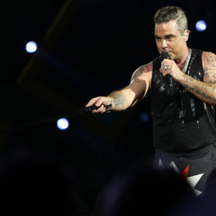 Robbie Williams - The Heavy Entertainment Show @ Happelstadion Wien