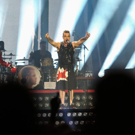 Robbie Williams - The Heavy Entertainment Show @ Happelstadion Wien