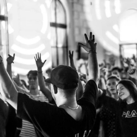 Tanz durch die Uni - Camo & Krooked @ Uni Wien