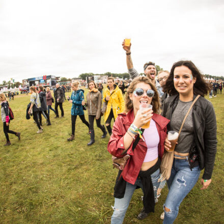 Lollapalooza Berlin 2017 [Day 1] @ Rennbahn Hoppegarten