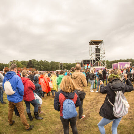 Lollapalooza Berlin 2017 [Day 1] @ Rennbahn Hoppegarten