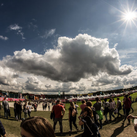 Lollapalooza Berlin 2017 [Day 2] @ Rennbahn Hoppegarten