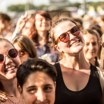 Lollapalooza Berlin 2017 [Day 2] @ Rennbahn Hoppegarten