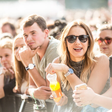 Lollapalooza Berlin 2017 [Day 2] @ Rennbahn Hoppegarten