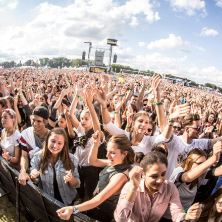 Lollapalooza Berlin 2017 [Day 2] @ Rennbahn Hoppegarten