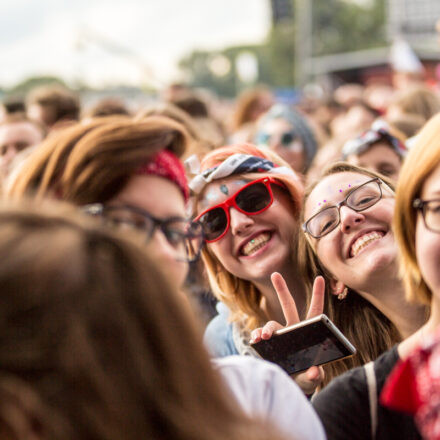 Lollapalooza Berlin 2017 [Day 2] @ Rennbahn Hoppegarten