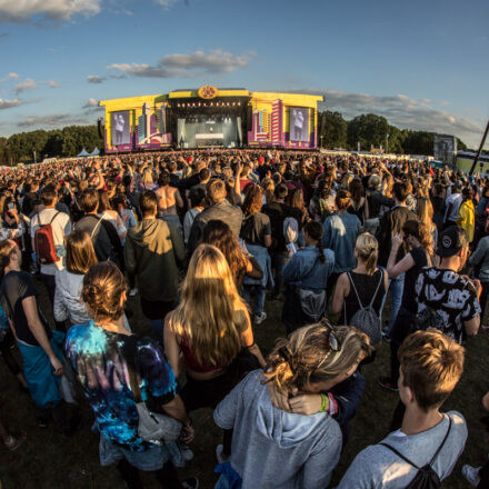 Lollapalooza Berlin 2017 [Day 2] @ Rennbahn Hoppegarten